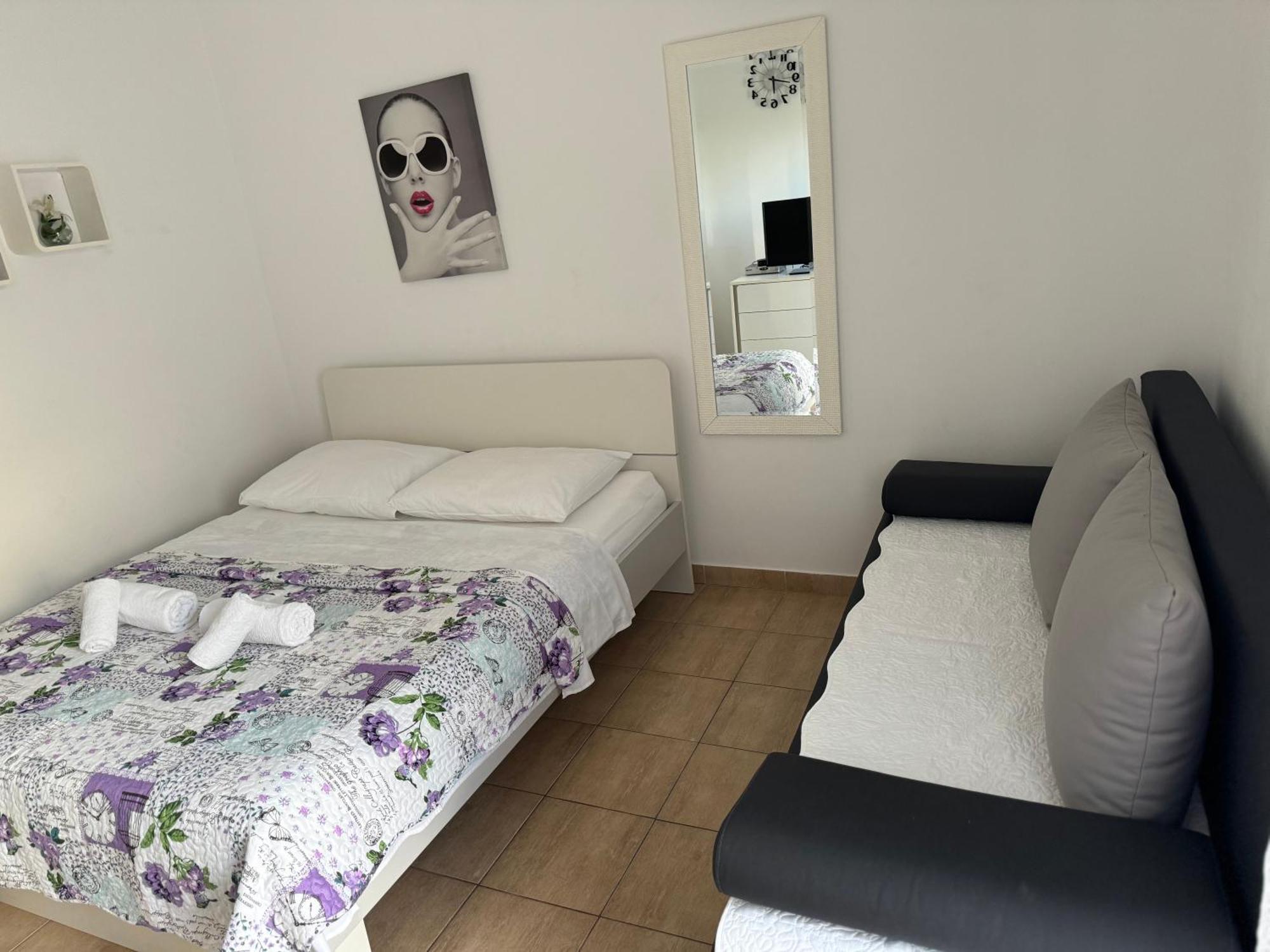 Apartment Nina Starigrad Paklenica Exterior photo